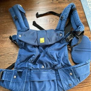 Lillebaby carrier